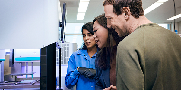 Mark Zuckerberg and Priscilla Chan by Cody Pickens-The Forbes Collection_0088_600x300